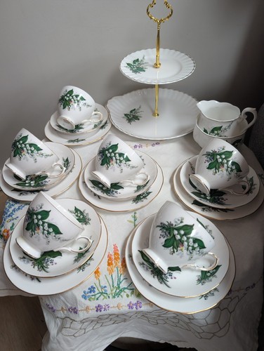 Vintage queen anne china tea - queen,