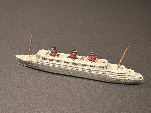 Dinky toy queen bermuda - toy,