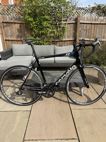 Cevelo carbon road bike - r3,