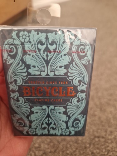 Bicycle playing cards sea - playing, king