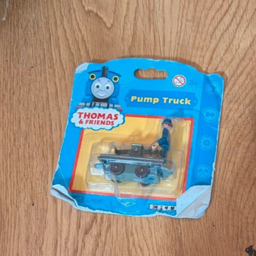 Pump truck unopened thomas - truck,