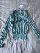 Zara blue knit top with ruffle