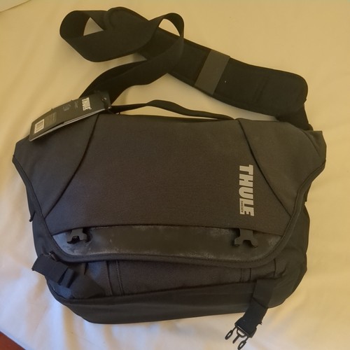 Genuine thule covert dlsr - genuine,