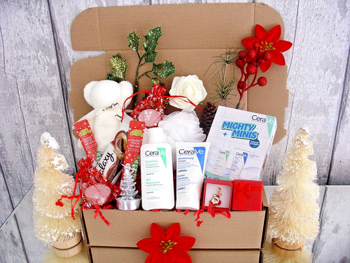 Ladies christmas pamper - ladies, hamper