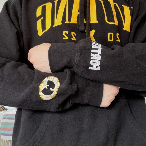 Tang sweater size large - 🔴wu-tang,