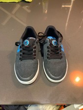 etnies kids marana Santa Cruz trainers size 2 uk