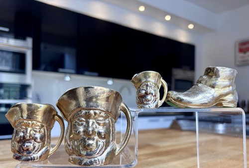 Faux brass toby jugs - brass,