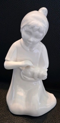 Coalport moments figure - coalport,
