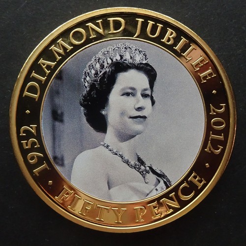 Qeii diamond jubilee 24ct - 24ct, gold