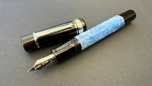 Delta fountain pen - fountain,