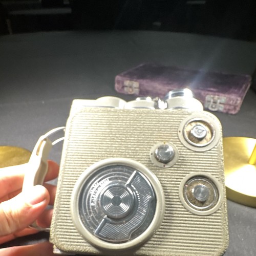 Lumig 8mm compact film camera - lumig,