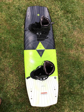 Hyperlite Baseline Wakeboard 136cm with boots - excellent condition