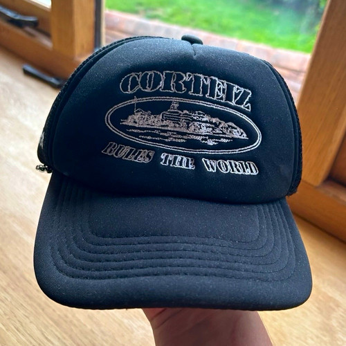 Corteiz black trucker - black,
