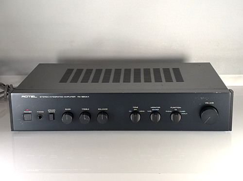 Rotel 820ax stereo - rotel, ra-820ax