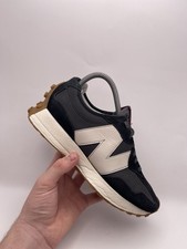 New Balance 327 - Black /