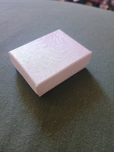 Bundle small white - of, 48