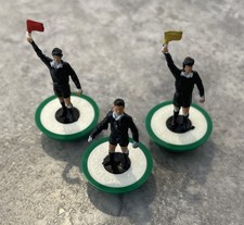 Subbuteo Referee & Linesmen