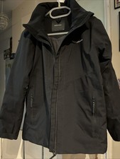 Peak Performance Women Waterproof And Windproof Jacket Size S