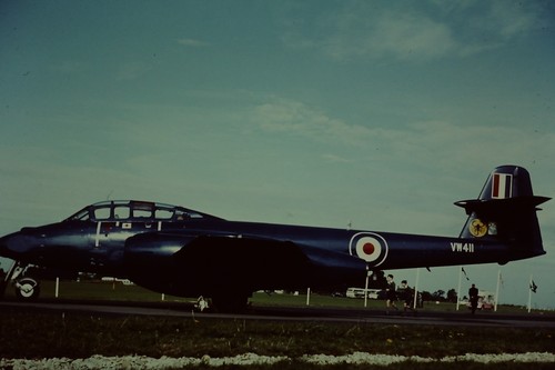 Aee gloster meteor t7 - a&aee,,
