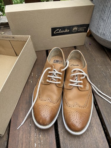 Clarks tan brogues size - clarks,