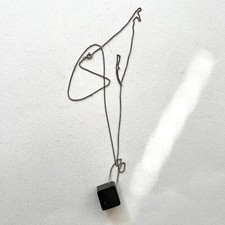 COS Long MINIMALIST NECKLACE