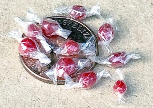 Dolls house strawberry - dolls, toffees