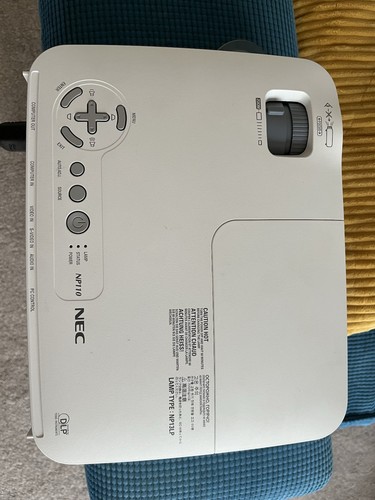 Projector mint condition - in,