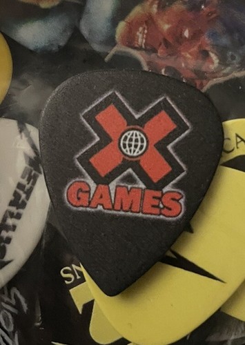 Metallica games guitar - metallica, pick