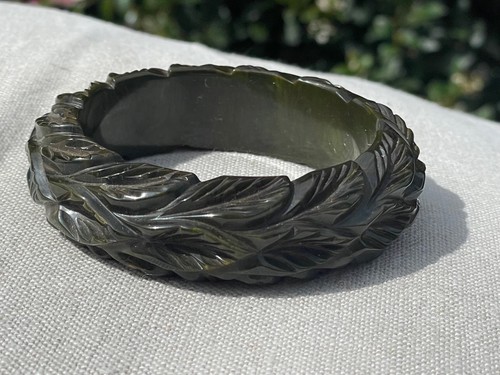Spinach green deco - spinach, bakelite