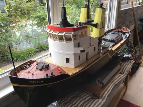 Remote control tug - control, aquila