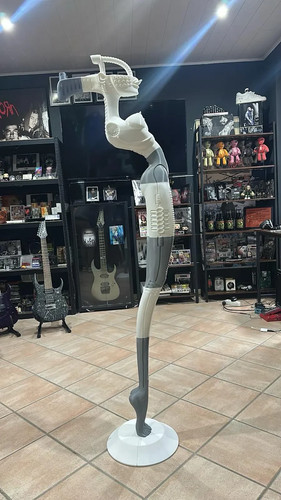 Fullsize korn giger mic - hr,
