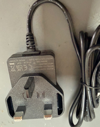 Power adapter uk plug - 3a,