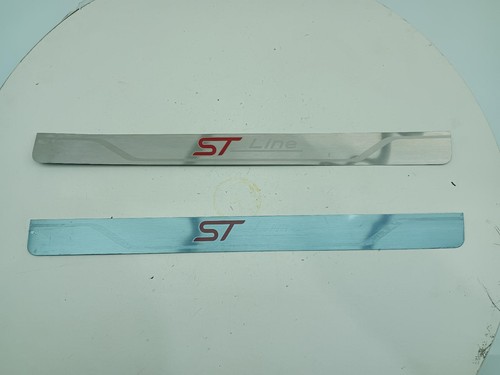 Ford focus door - door, sill