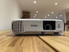 Epson EB-U05 3400 Lumens Full HD Cinema Projector VGA HDMI 