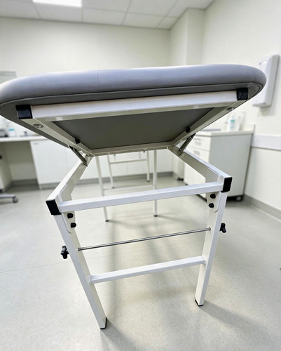 Plinth 2000 massage table - plinth,