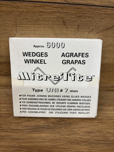 Cassese mitre tite - v, nail