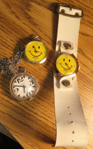 60s lucerne smiley - -,