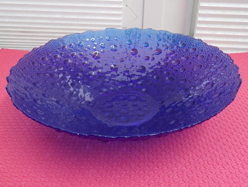 Vintage round bright blue - round,