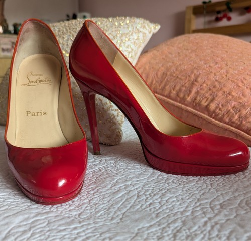 Christian louboutin red new - christian,