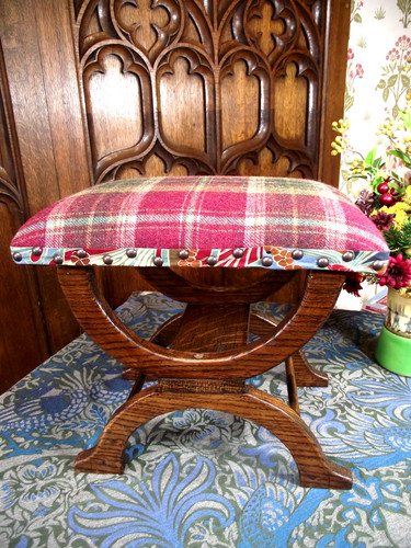 Arts and crafts footstool foot - arts,