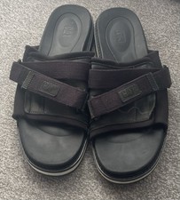 CAT slides / Sandals / Slippers. (Unique and solid).