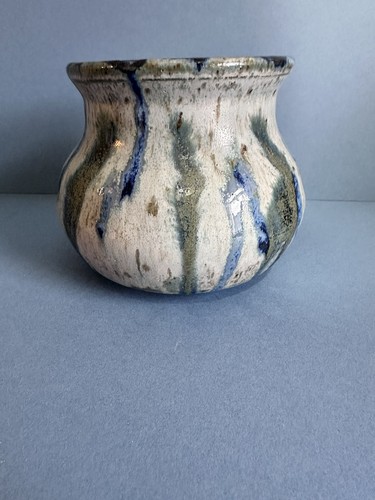 Studio pottery vase signed - vase,