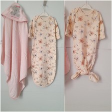 Baby girls hooded bath towel and soft floral bundler