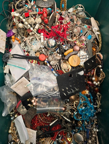 1kg large mixed lot - 1kg,