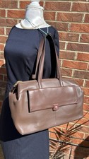 Modalu Exclusive Luxury Real