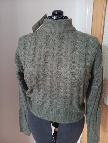 Zara green cable knit crop - knit,
