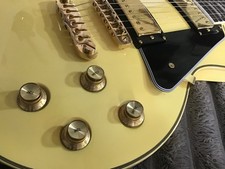 ARIA PRO ii ~ PE 350 cst / Aged White