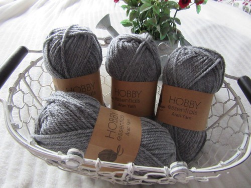 Hobby essentials grey aran - essentials,
