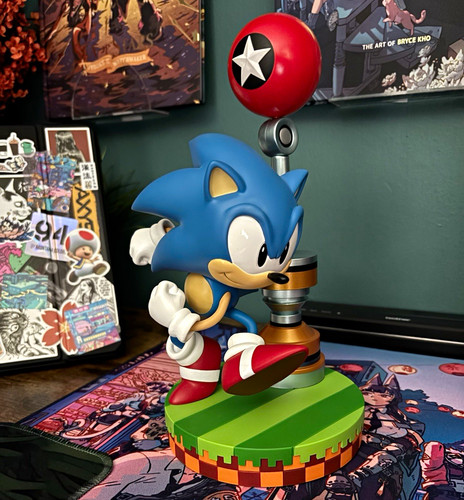 First figures sonic the - first, 4