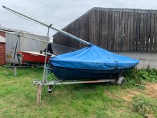 wayfarer cruiser sailing